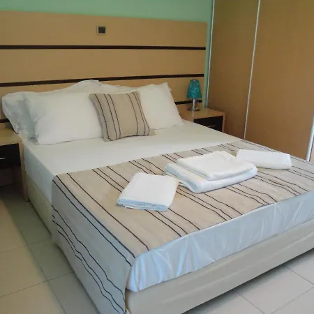 Phoenix Apartament *